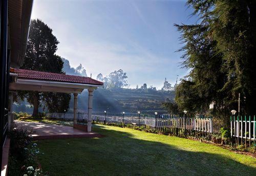 Bouganvilla Resort Ooty Kültér fotó