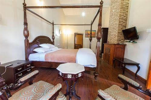 Bouganvilla Resort Ooty Kültér fotó