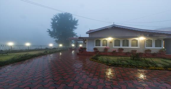 Bouganvilla Resort Ooty Kültér fotó